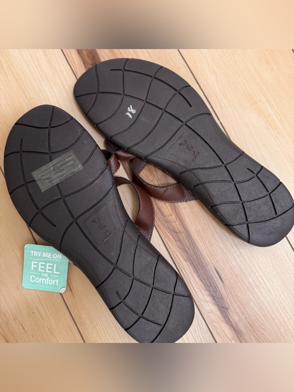 b.o.c. Hensley floral thong sandals - Picture 3 of 7